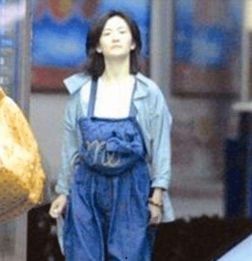 谢娜刚出道的照片 第3张 谢娜刚出道的照片 第3张