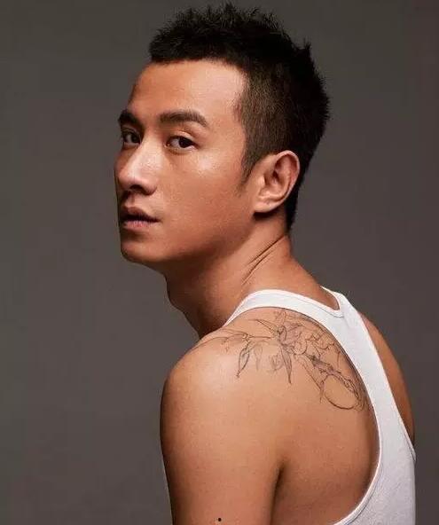 娱乐圈有纹身的歌手,娱乐圈纹身歌手风采盘点  第3张