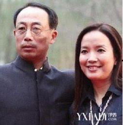 唐妈和罗晋的照片,幸福瞬间定格